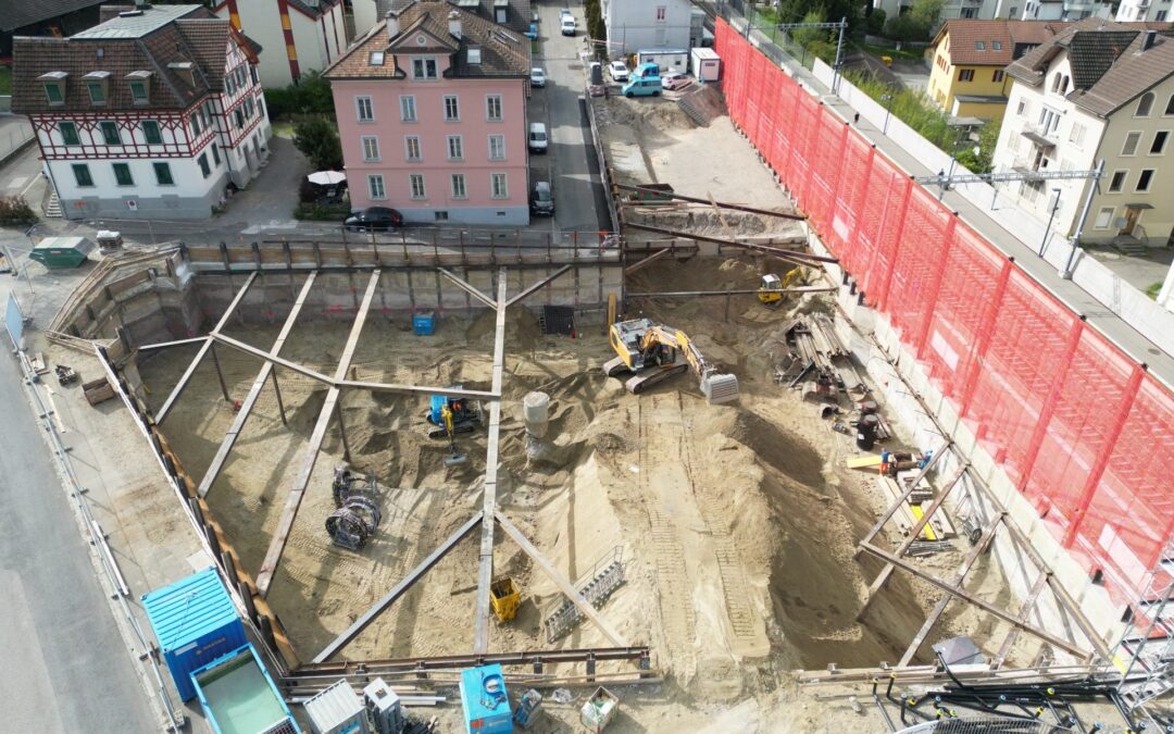Die Baugrube nimmt Form an
